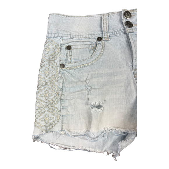 Wallflower Juniors Womens Shorts sz 7 Distressed embroidered grunge - Picture 2 of 8